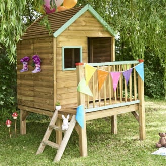 Maisonnette pour enfant en bois Lotti avec escalier et terrasse - Weka -  Happy bois - Le spécialiste des piscines hors sol en bois