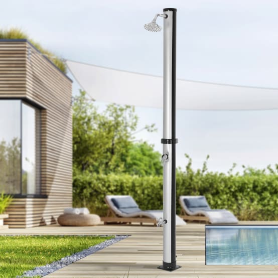 Douche solaire d'extérieur + douche à pied et pomme de douche noir