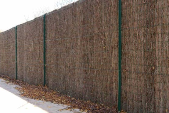 Brande de bruyère épaisse pour clôture brise vue