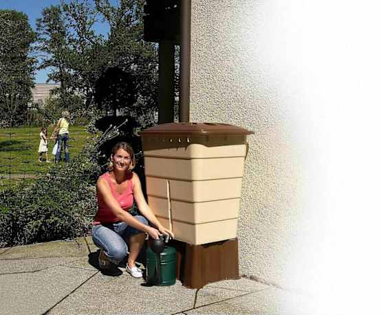 Recuperateur Eau De Pluie Gouttiere Rectangulaire Récupérateur d'eau de pluie 300L rectangulaire sable - GARANTIA - Jardiland